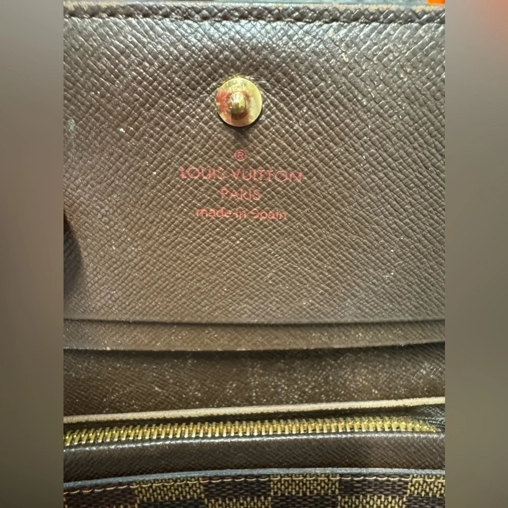 Louis Vuitton Damier Tresor wallet